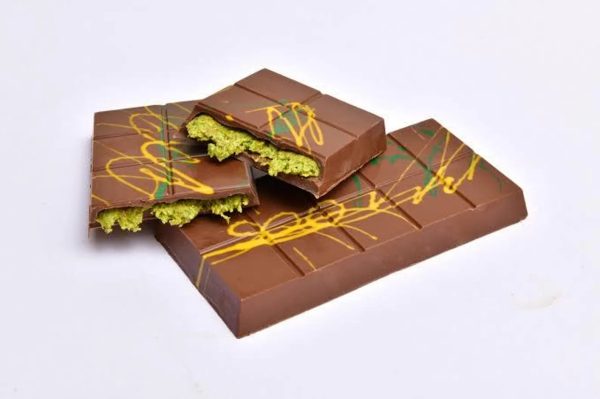 Dubai Pistachio and Kunafeh Chocolate Bar Callebaut Original For Sale