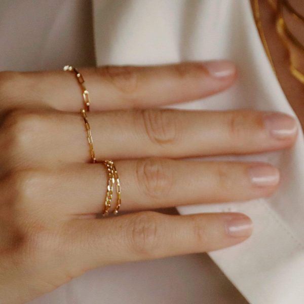 Estée Lalonde Delicate Box Chain Ring 18ct Gold Plate For Sale